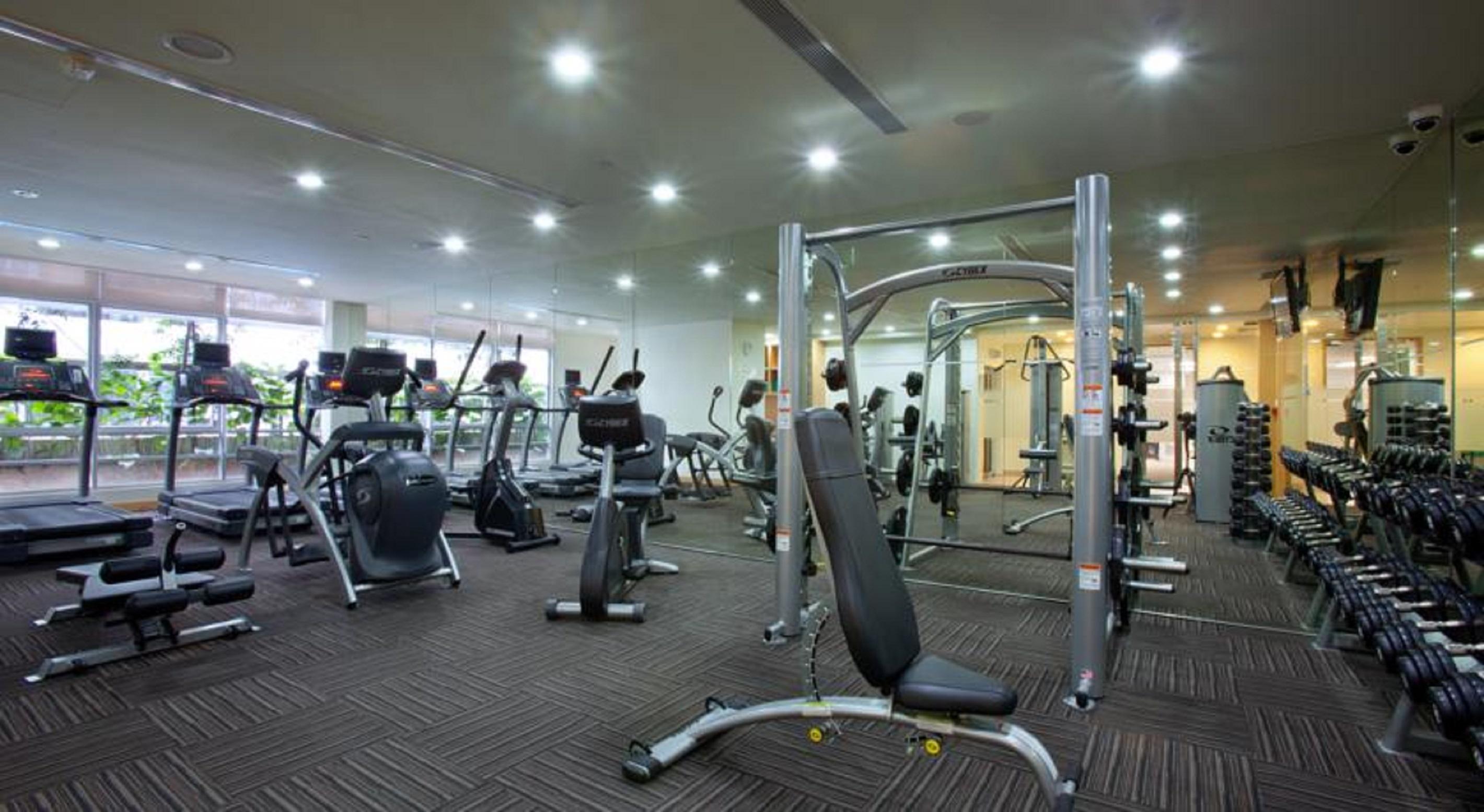 Parkroyal Serviced Suites Kuala Lumpur Exteriér fotografie A gym in a hotel